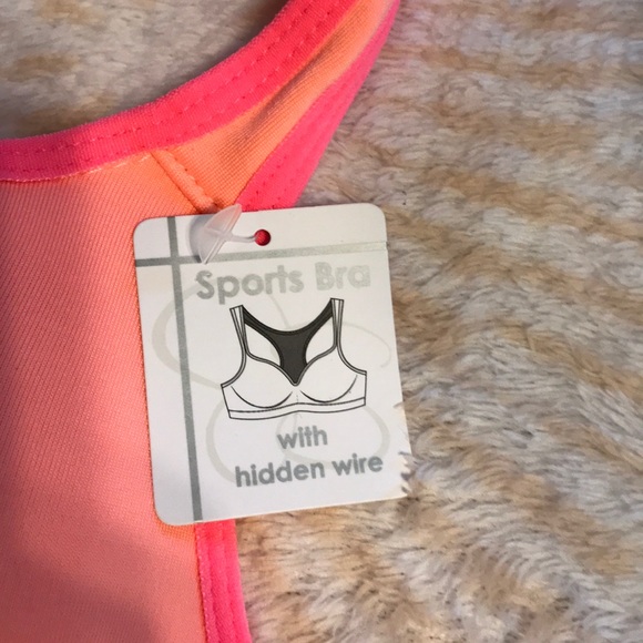 Jessica Simpson - Picture 3 of 5